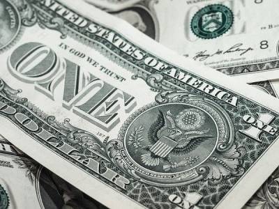НБУ вышел на межбанк с продажей валюты — впервые за два месяца
