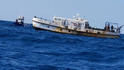 В Израиле спасли от гибели судно с узбекскими рыбаками: видео