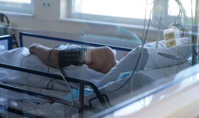 Кого класть в интенсивную терапию, а кого нет: больницам в Латвии предстоит нелегкий выбор