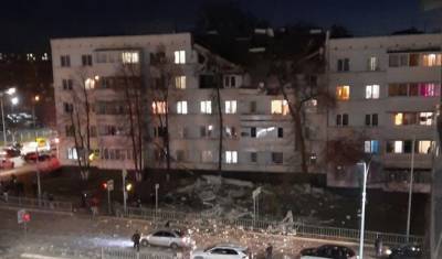Четыре человека пострадали при взрыве в многоэтажном доме в Набережных Челнах