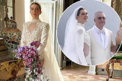 Новые фото со свадьбы экс-чиновника Минфина Андрея Вавилова в Италии: платье невесты весом 30 кг и другие подробности