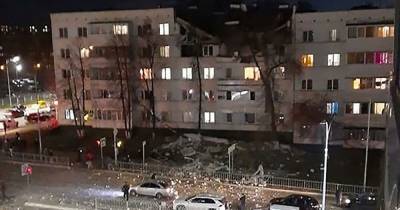 В Набережных Челнах прогремел взрыв в жилом доме: под завалами остаются люди (видео)