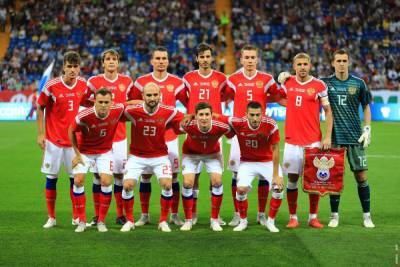 Сергеев и Хайкин вошли в расширенный состав футбольной сборной России