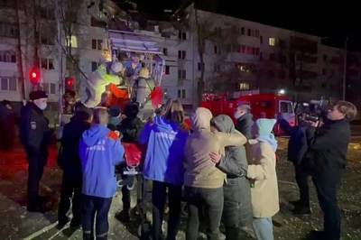 Два человека спасены из-под завалов дома в Набережных Челнах