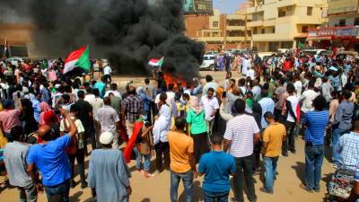Три человека погибли в столкновениях протестующих с силовиками в Судане