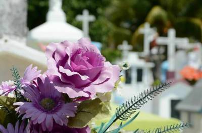 Регионам могут дать право принимать решения о создании частных кладбищ