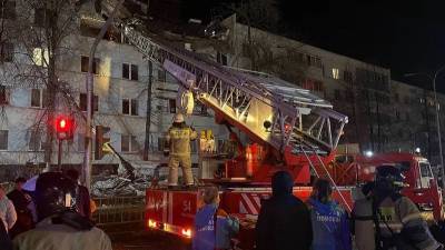 Видео: в Набережных Челнах взорвался жилой дом – есть пострадавшие и люди под завалами