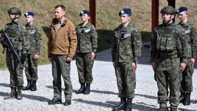 Польша наращивает военное присутствие на границе с Беларусью