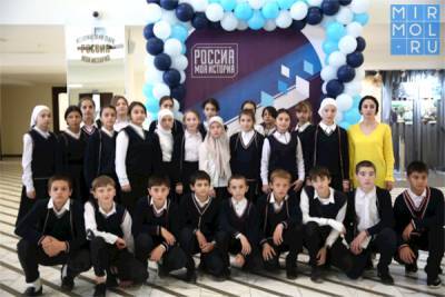Дагестанские школьники посещают Мультимедийные выставки-практикумы «Билет в будущее»