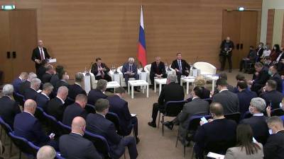 Министр финансов Антон Силуанов встретился с представителями думских фракций