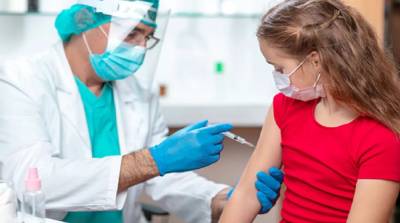 МОЗ разрешило вакцинировать детей вакциной от Pfizer