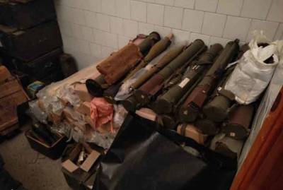 Вместо пресечения контрабанды оружия рота нацполиции Украины занималась его продажей
