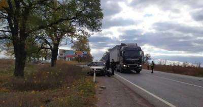 Массовое ДТП на Днепропетровщине: на трассе столкнулись четыре автомобиля (ФОТО)