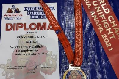 Пензенский спортсмен завоевал «золото» на первенстве мира по универсальному бою