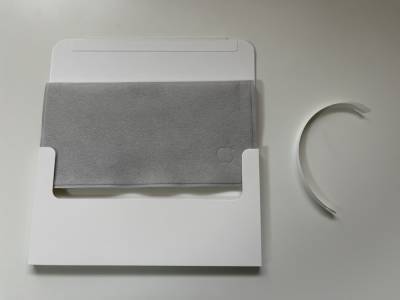 Опубликованы фото первой распаковки тряпочки для протирки iPhone