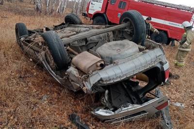 В Курганской области двух человек госпитализировали после аварии на трассе