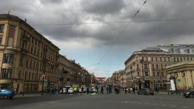 Жителей Петербурга ожидает дождливая погода во вторник