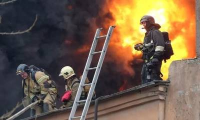 При тушении пожара в жилом доме на Ямале обнаружены тела двух мужчин