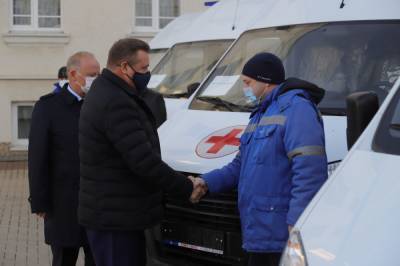 Районные больницы Рязанской области получили новые машины скорой помощи