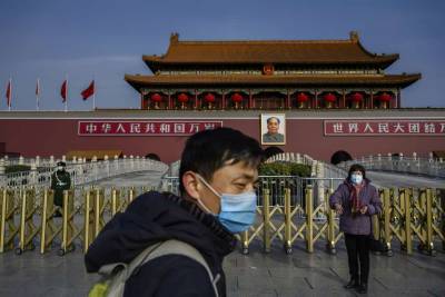 В Китае из-за вспышки коронавируса закрыли шесть провинций