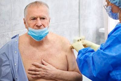 Жириновский рассказал, что сделал шесть прививок от коронавируса