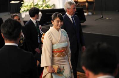 В Японии разразился скандал из-за свадьбы принцессы с простолюдином