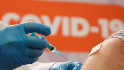 В Приморье уволили главврача из-за подделки прививочных сертификатов