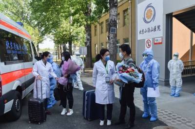 Китай закрыл на карантин четырехмиллионный город из-за коронавируса