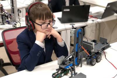 Дети из липецкого IT-куба стали лучшими во всероссийской олимпиаде по робототехнике
