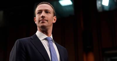 "Скооперировались против Facebook": Цукерберг раскритиковал расследования СМИ о соцсети