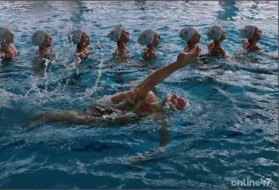 В Гатчине стартовал проект бесплатных тренировок по плаванию для взрослых
