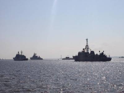 «Беспрецедентная угроза»: Япония отреагировала на появление российских кораблей у своих берегов