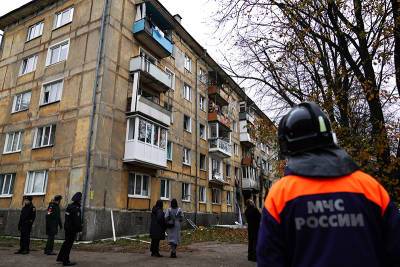Из загоревшегося после взрыва дома в Балтийске спасли 13 человек