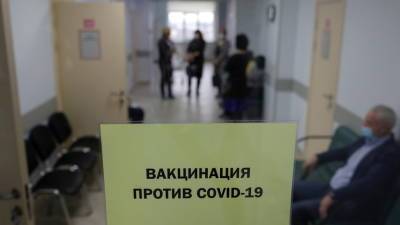 В Саратовской области расширили список подлежащих обязательной вакцинации от COVID-19