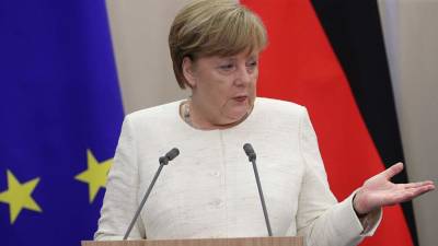 Президент ФРГ назвал канцлерство Меркель одним из величайших в истории
