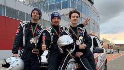 Киберкоманда Lada Sport Rosneft завоевала подиум в дебюте в реальных гонках