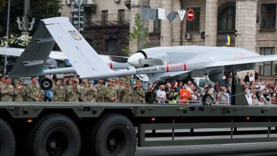 Украинская армия впервые нанесла удар по противнику с дрона Bayraktar TB2