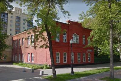 Хоккеист Павел Дацюк купил особняк-памятник в центре Екатеринбурга