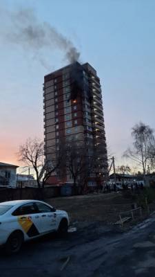 В Копейске рано утром произошел пожар в квартире 16-этажного дома