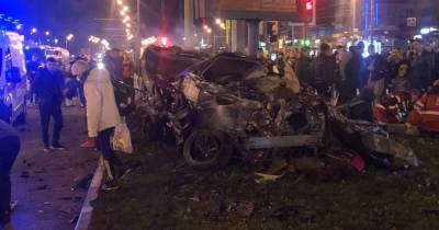 В Харькове произошло смертельное ДТП: водитель Infiniti мчался на красный свет 100 км/ч