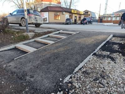 Дарья Гребнева - В Кунгуре в микрорайоне Вокзал оборудовали спуск с пешеходного перехода от железнодорожной станции - iskra-kungur.ru - Пермь - округ Кунгурский