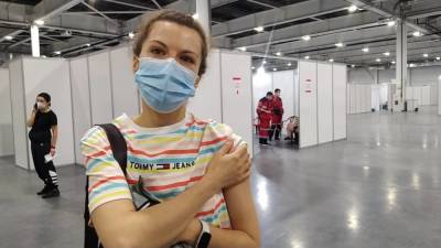 Обязательную вакцинацию от коронавируса предложили сделать всеобщей в России