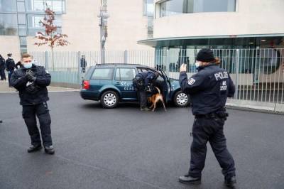 В Германии проходит операция против преступной группы, связанной с отмыванием денег