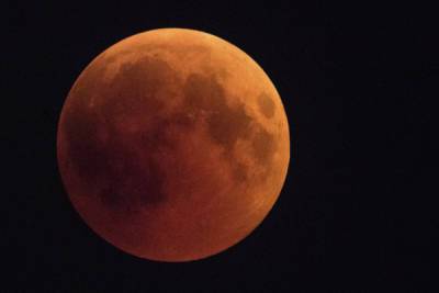 Жители восточной части России увидят частное затмение Луны 19 ноября