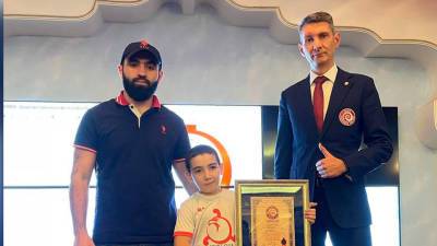 Школьник из Ингушетии превзошел мировой рекорд по отжиманиям 1980 года