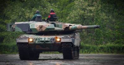 «Как бы войнушку не развязали»: Лукашенко возмутился переброской польских танков к границе