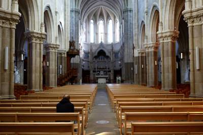 Французы заявили о вымирании белых христиан в Европе из-за исламской миграции