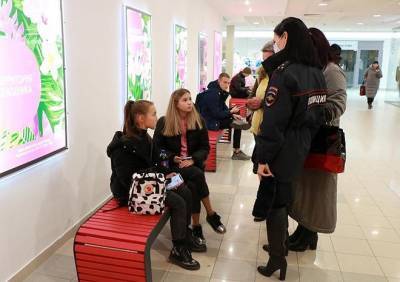 В Рязани проверили соблюдение подростками запрета на посещение ТРЦ без родителей