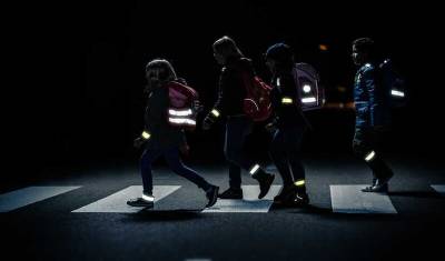Светящиеся пешеходы в темноте: как добиться «нулевой смертности» на дорогах