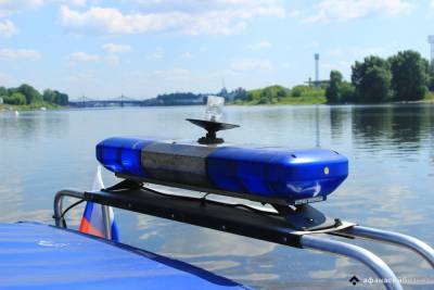 Тело погибшего мужчины нашли в озере в Тверской области